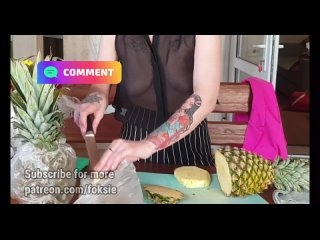 some people say there is a pineapple i this video - ytboob